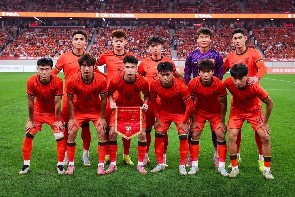 詹姆斯步入,不惑之年,湖人或成其,2026世界杯,世界杯赛程,球队信息,场馆分布,赛事动态