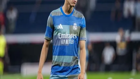 大连澄清万达退出谣言 股权改革方案未定